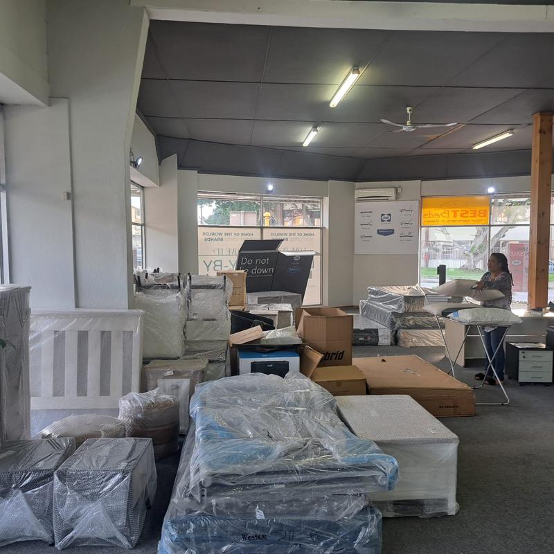 To Let commercial Property for Rent in Port Elizabeth Central Eastern Cape
